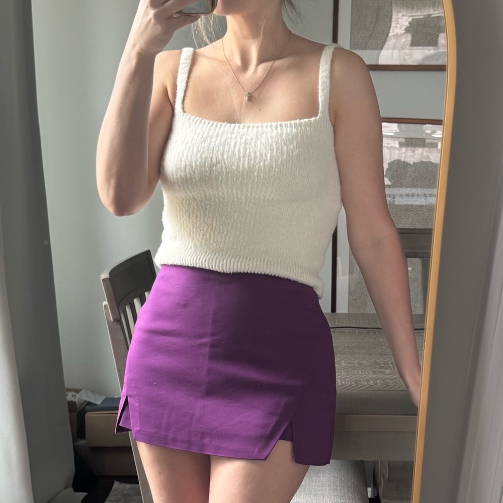 Elegant White Sweater Knit Tank Top - Picture 2 of 13